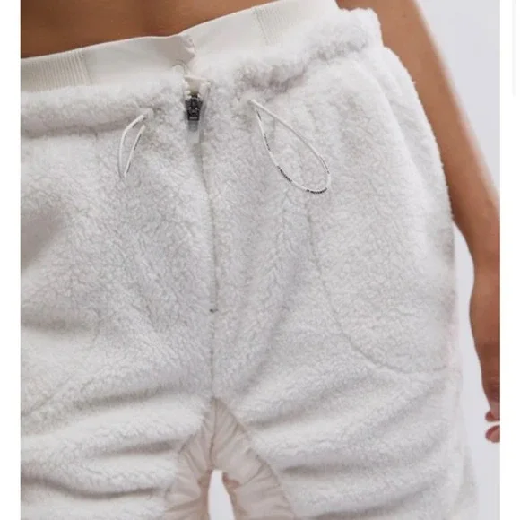 Free People FP Movement Sundown Fleece Pants white medium ski cozy lounge new - Picture 4 of 16